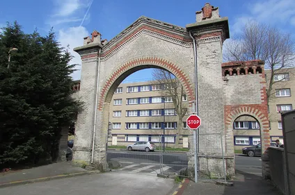 La porte de la Briqueterie à Rosendaël risque d’être détruite cette...