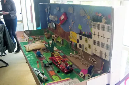 A 10 ans, on est déjà de jeunes citoyens avec des droits et des...