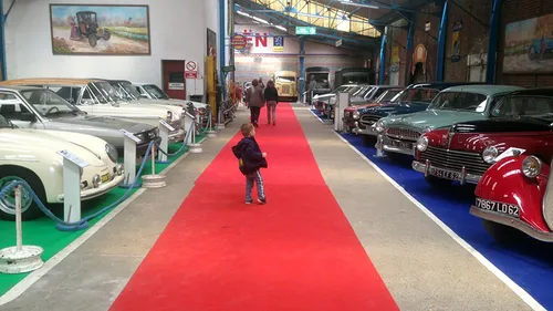 Les voitures des "Petits Meurtres d’Agatha Christie" viennent d’un...