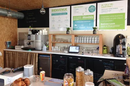 A Dunkerque, un café vous permet de travailler dans des conditions...