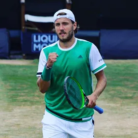 Lucas Pouille le jardinier...