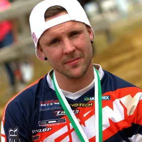 Le pilote Steven Lenoir décède suite à une chute au motocross de...