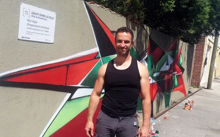 Rosendaël : un habitant décide d’autoriser les graffitis sur le mur...