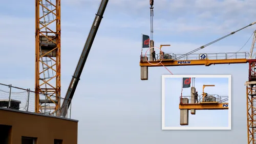 Démontage d'une grue sur les Terrasses de la Falaise : la rue de...