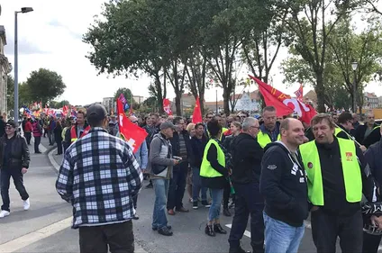Réforme de la loi Travail : près de 1 500 personnes dans les rues...