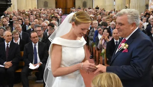 Frédéric Cuvillier a dit "oui" à Olivia, devant de nombreux...