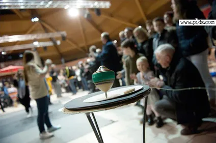 Un art ancestral qui va faire tourner les têtes débarquent ce...