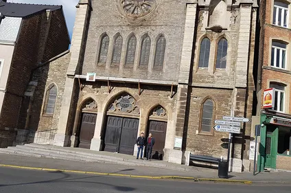 Sa façade abîmée, l’église St Michel doit être restaurée