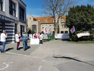 Le personnel des maisons de retraite de la région à bout de nerf