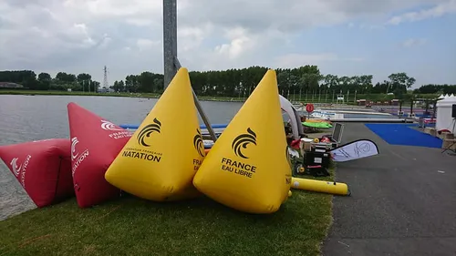 Les stars de la nage "à l'ancienne" à Gravelines