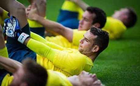 Une 1ere recrue à Dunkerque et le départ du capitaine