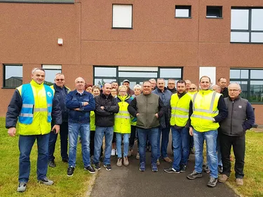 Une bonne vingtaine de salariés d’Artmadis mobilisés sur le site...