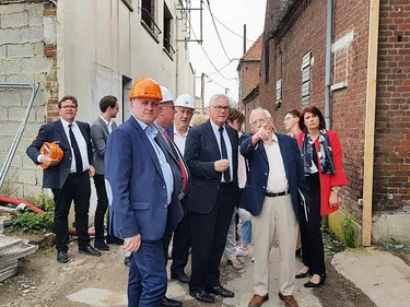 Que va accueillir la Friche Ledoux, future maison des services de...