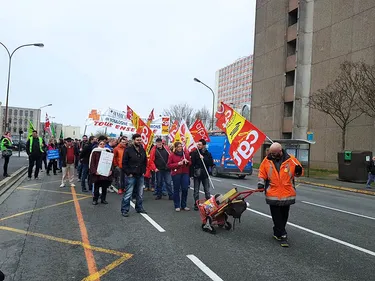 Une "marée humaine", samedi, contre la politique d’Emmanuel Macron
