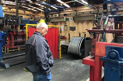 Pas de vente de Tim, Fil Filipov garde l'usine de Quaëdypre