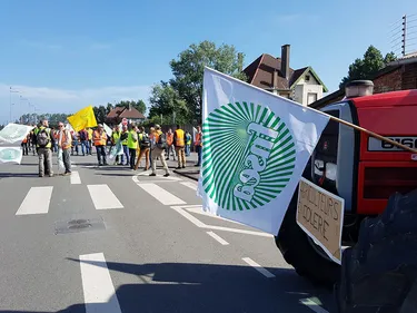 Mobilisation depuis ce matin des agriculteurs sur le Dunkerquois