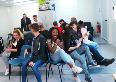 La coopérative jeunesse des services revient cet été