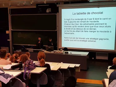 Des collégiens et lycéens s’attaquent à la recherche mathématique
