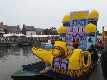 Sur et sous l’eau, rien n’arrête le cortège nautique !