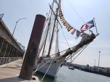 Venez visiter la goélette "Etoile", en escale quai Gambetta