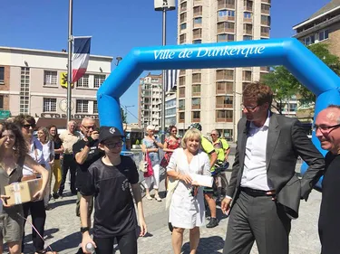 Diabétique, un jeune garçon va traverser la France à vélo et en...