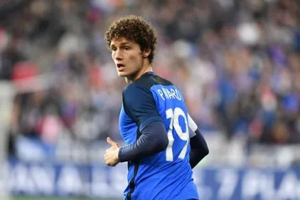 A vos votes : le nordiste Benjamin Pavard en lice pour le titre du...