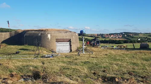Bruno Dumont en plein tournage de la suite de "Jeannette"