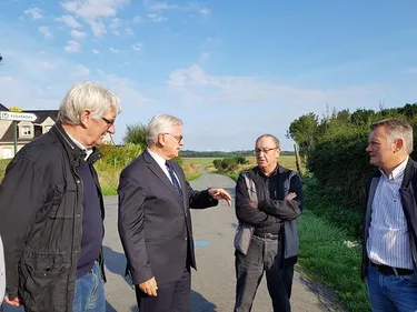 Le carrefour du hameau de Créhem en travaux pendant un mois et demi