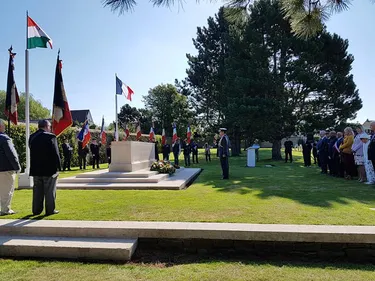 Une cérémonie pour rendre hommage aux soldats indiens, trop souvent...