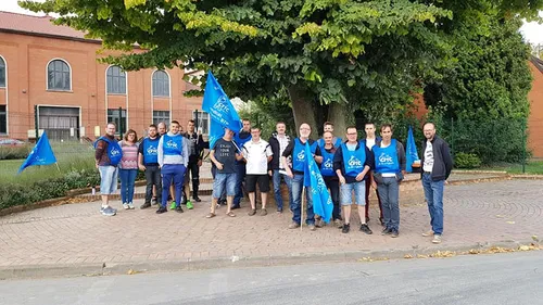 A Wardrecques, les salariés d’Imerys Toiture sont en grève