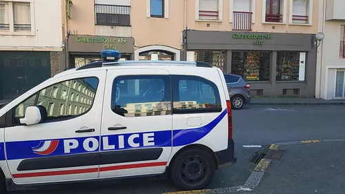 Deux employés du magasin Carrefour City agressés par 3 individus