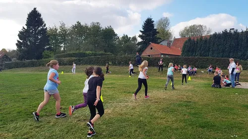 A Saint-Martin d’Hardinghem, les élèves de primaire ont couru pour...