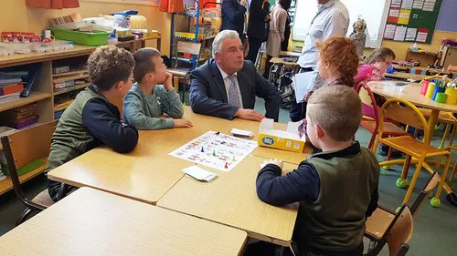 Le maire interpelle la rectrice académique sur les classes surchargées