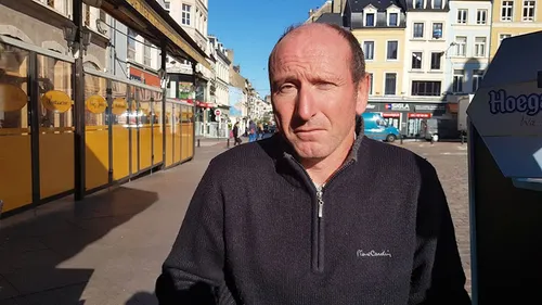 Il accuse son entreprise de le licencier pour ne pas lui payer ses...