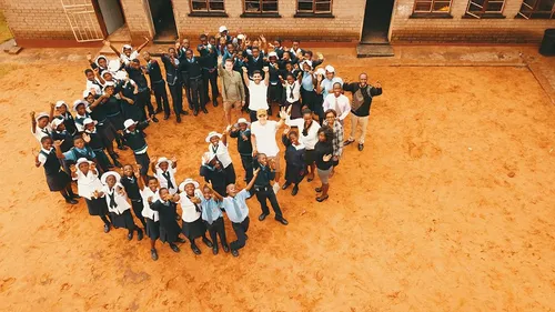 Le Boulonnais Etienne Flahaut a débuté son tour du monde humanitaire