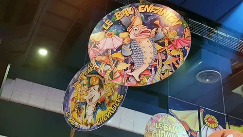 "Mon clet'che, c’est le plus beau" par les enfants du carnaval...