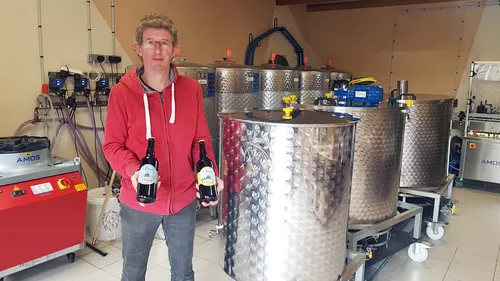 A Baincthun, un habitant brasse et vend ses propres bières… dans...