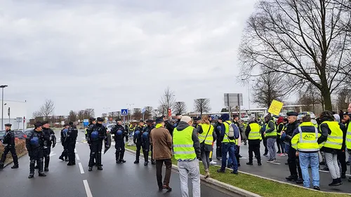 Une centaine de gilets jaunes mobilisés samedi