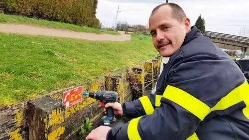 De nouvelles plaques dans le marais pour aider les pompiers à...