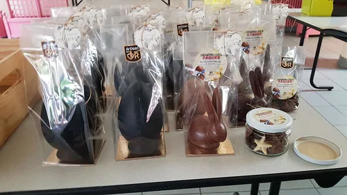 Les résidents de la maison de retraite ont reçu des chocolats grâce...