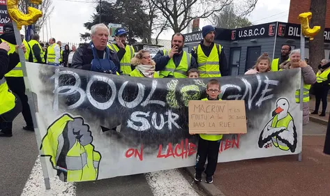 80 gilets jaunes ont défilé hier pour l'acte 22 du mouvement