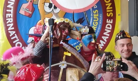 Romain remporte le concours du cri de la vache flamande !