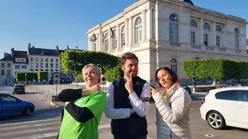 A Sous Les Pavés l’Art, mettez votre nez rouge !