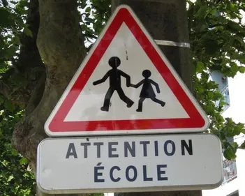 Rinxent : des aménagements pour sécuriser la sortie d’école, rue...