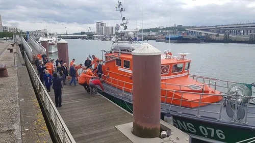 Drame des Sables-d'Olonne : les sauveteurs de Boulogne "tristes" et...