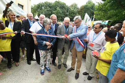 Une planète sans frontières vient de s'ouvrir
