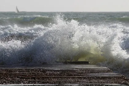 Le littoral en vigilance orange vagues-submersion ce lundi