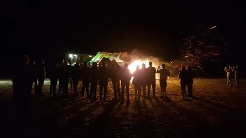 Les agriculteurs ont allumé les feux de la colère sur la plage