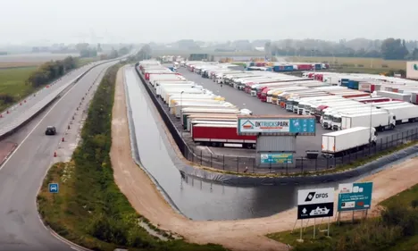 Afin de faire vivre le commerce local, la ville loue des vélos aux...