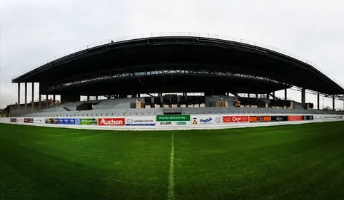 Du retard pour la tribune de Tribut